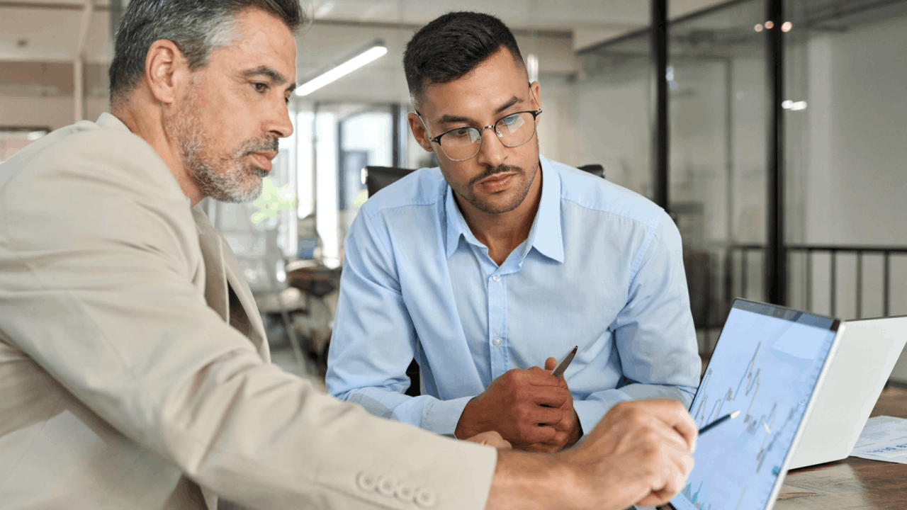 investment advisor vs financial advisor meeting review